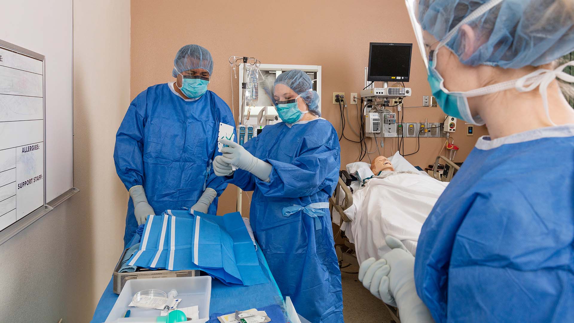 Learn more about the Operating Room Surgical Technician Training Program |  NAH