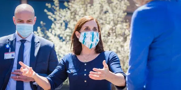 Senator Martha McSally visits Northern Arizona Healthcare’s Flagstaff Medical Center with 3-D masks and encouragement