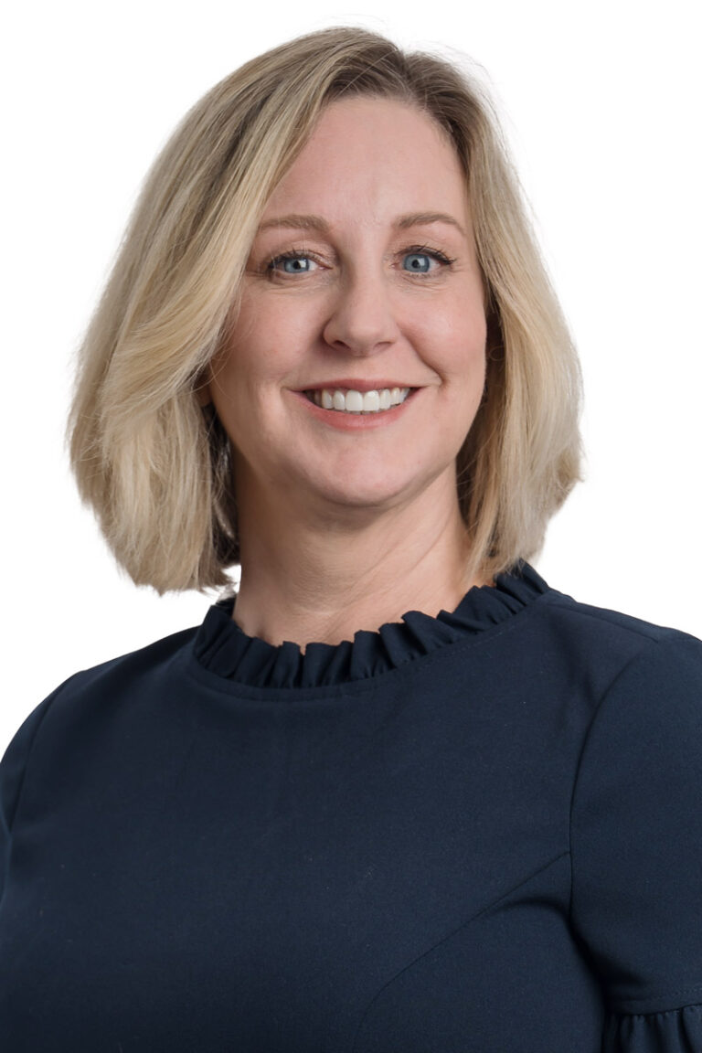 Lea Latham profile profile