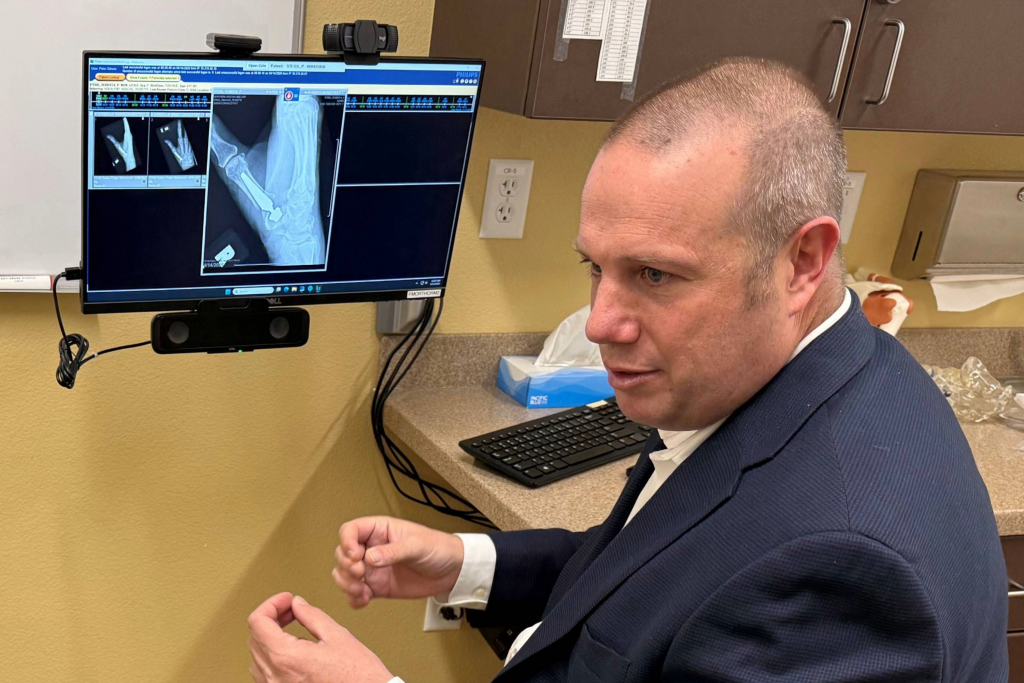 NAH completes Arizona's first TOUCH® CMC 1 Thumb Prosthesis